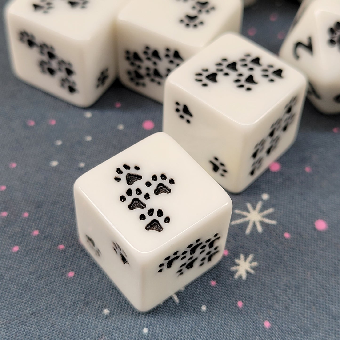 Pawprint Pips d6 Set - Classic White